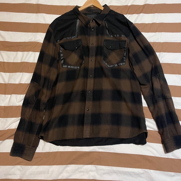 Rogue State Plaid Button Down - Picture 1 of 1